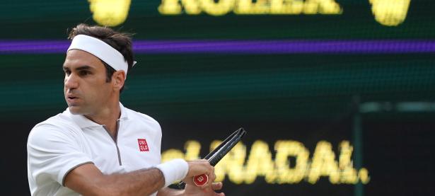 费德勒在西班牙队比赛中赛况扑朔迷离，大胜引发热议！的简单介绍