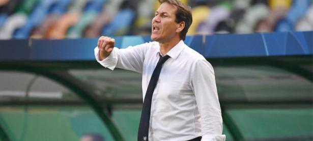 里程碑夜里昂主帅复盘，NBA总决赛集结日刷纪录，悬念犹存，心理建设被强调的简单介绍